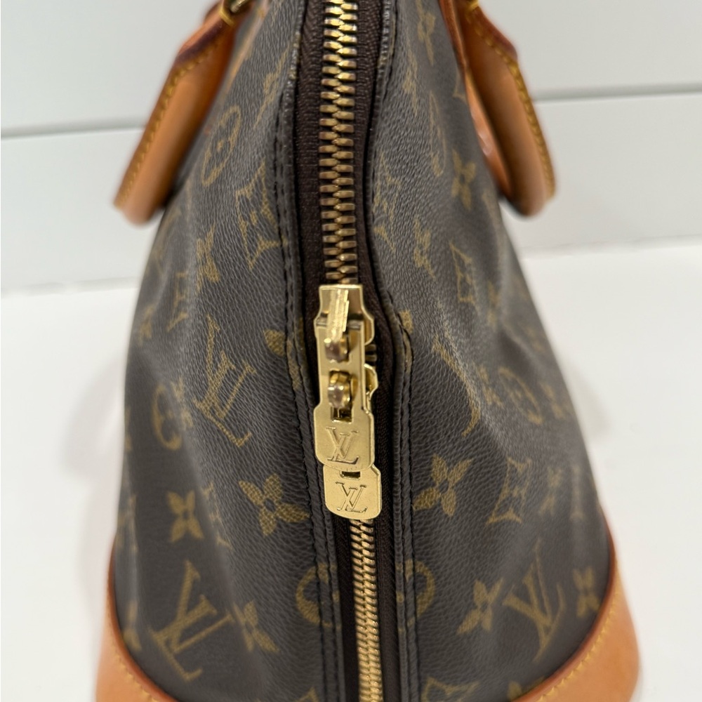 Louis Vuitton ALMA Classic Monogram Satchel - Picture 7 of 10